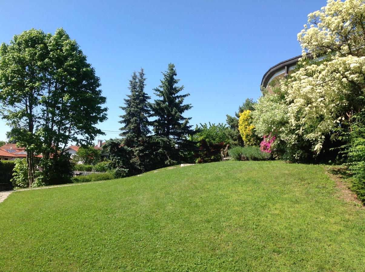 'L Sass Bed and Breakfast Borgomanero Exteriör bild