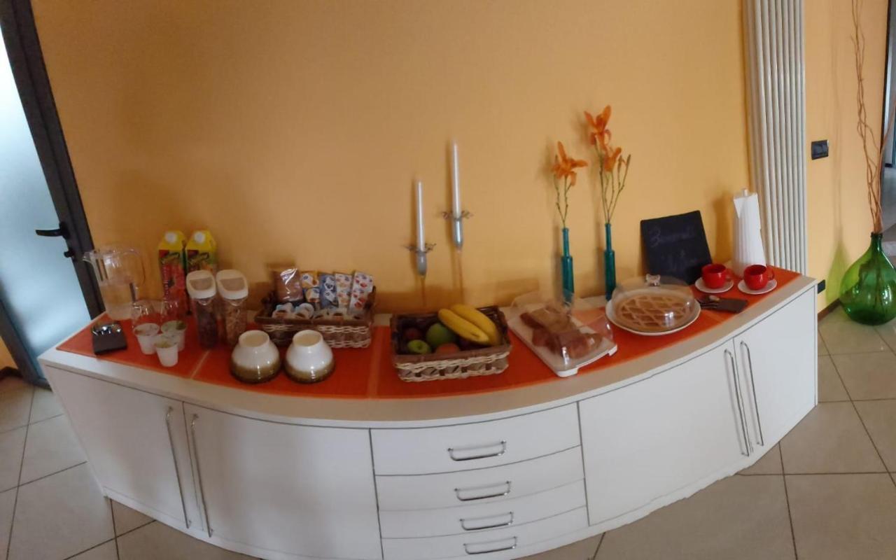 'L Sass Bed and Breakfast Borgomanero Exteriör bild